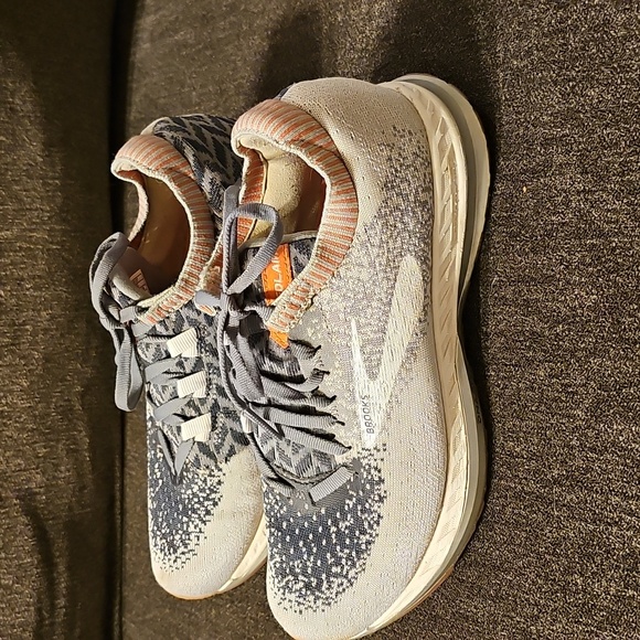 Brooks Bedlam 🥰 Women's Size 7 - Picture 5 of 8